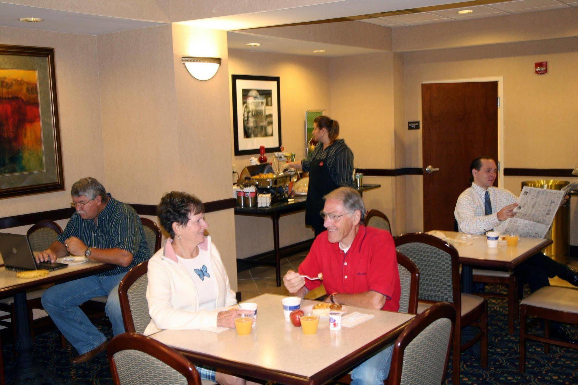 Hampton Inn Maysville Restaurant foto